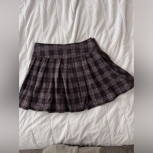 Pleated skirt